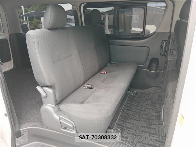 Toyota HIACE VAN 2014-03 8662050-15