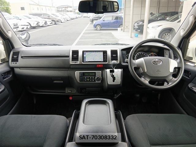 Toyota HIACE VAN 2014-03 8662050-16