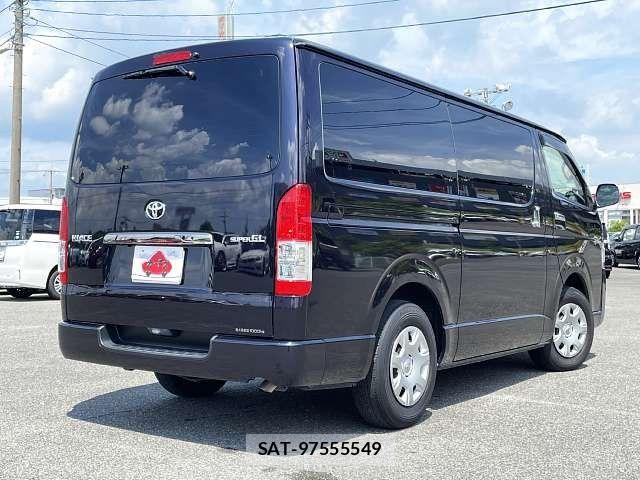 Toyota HIACE VAN 2017-09 8662045-2