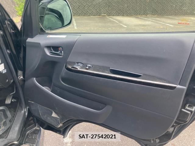 Toyota HIACE VAN 2020-07 8662042-15