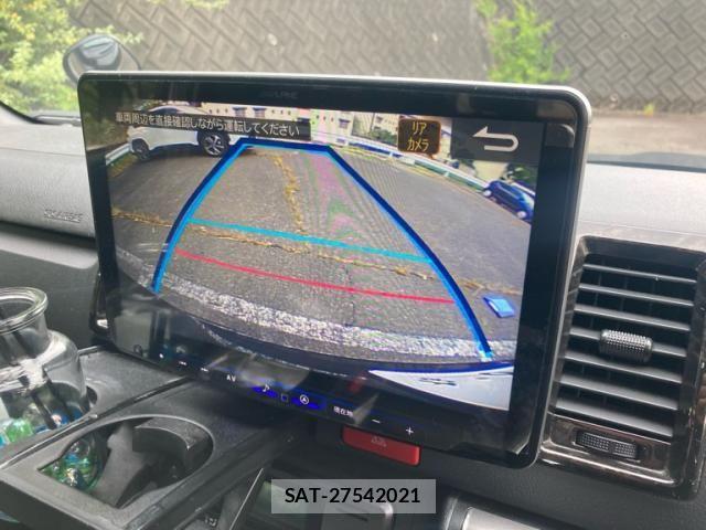 Toyota HIACE VAN 2020-07 8662042-24