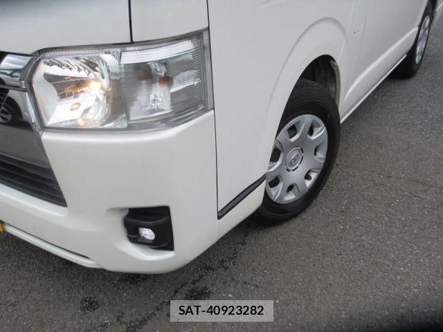Toyota HIACE VAN 2023-09 8662036-19