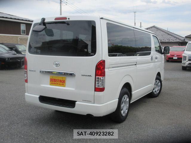 Toyota HIACE VAN 2023-09 8662036-2