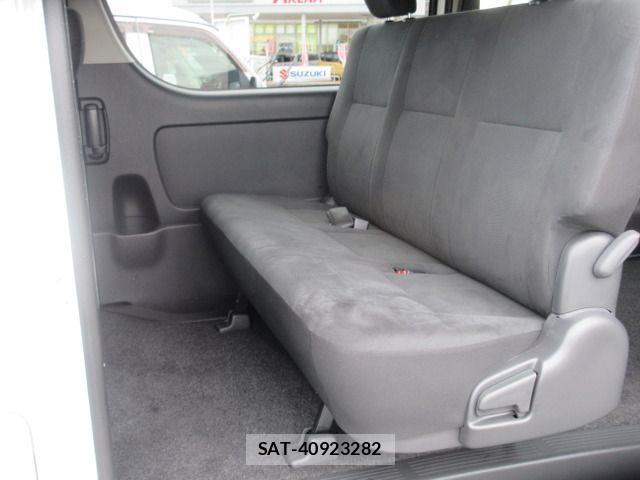 Toyota HIACE VAN 2023-09 8662036-4