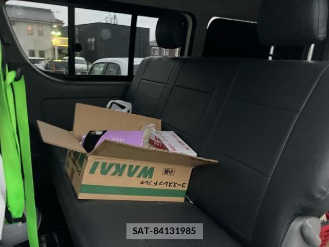 Toyota HIACE VAN 2010-02 8686809-14