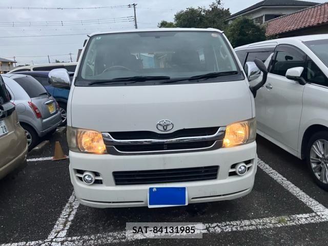 Toyota HIACE VAN 2010-02 8686809-1