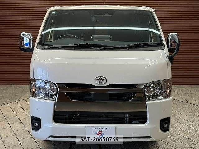 Toyota HIACE VAN 2025-10 8686800-14
