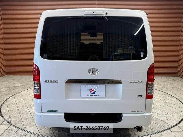 Toyota HIACE VAN 2025-10 8686800-15