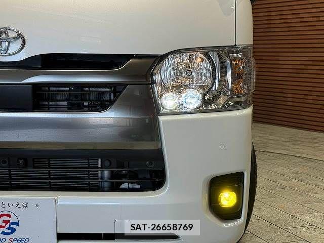 Toyota HIACE VAN 2025-10 8686800-19