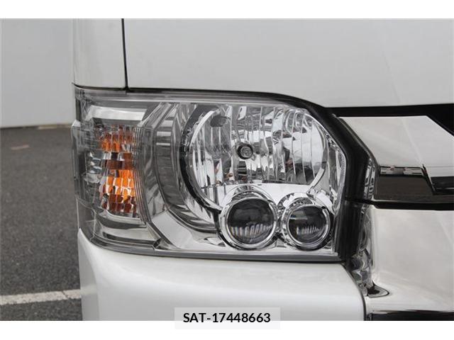 Toyota HIACE VAN 2018-04 8686802-25