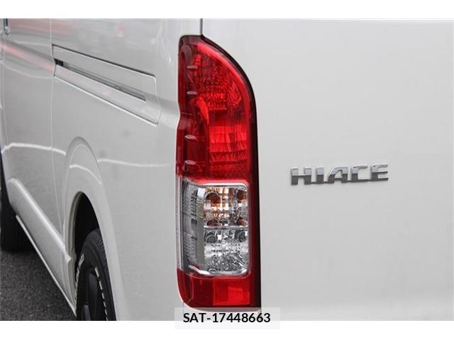 Toyota HIACE VAN 2018-04 8686802-28