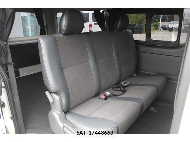 Toyota HIACE VAN 2018-04 8686802-6