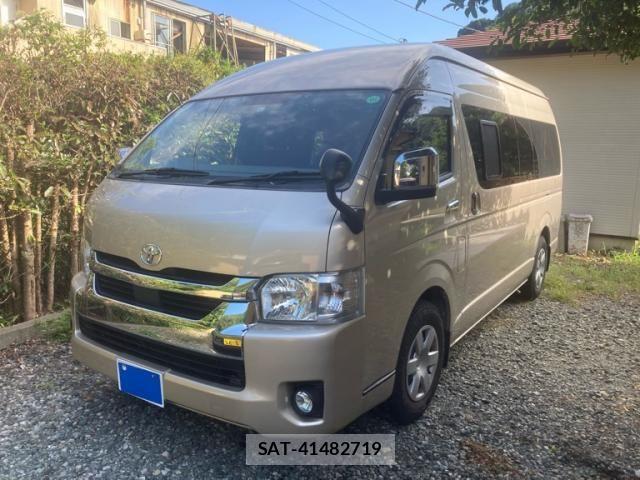 Toyota HIACE VAN 2022-10 8686799-0