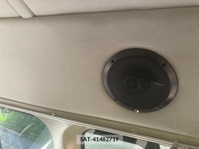 Toyota HIACE VAN 2022-10 8686799-13