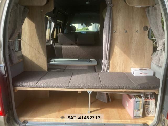 Toyota HIACE VAN 2022-10 8686799-5