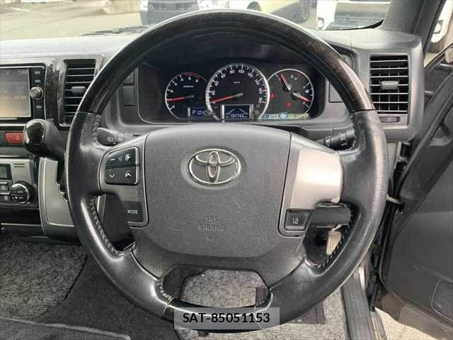 Toyota HIACE VAN 2018-09 8686808-10