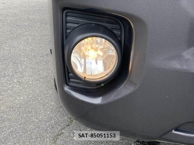 Toyota HIACE VAN 2018-09 8686808-12