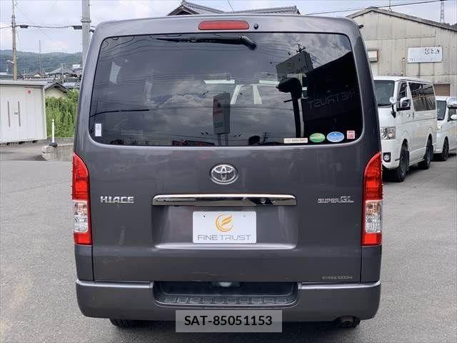 Toyota HIACE VAN 2018-09 8686808-18