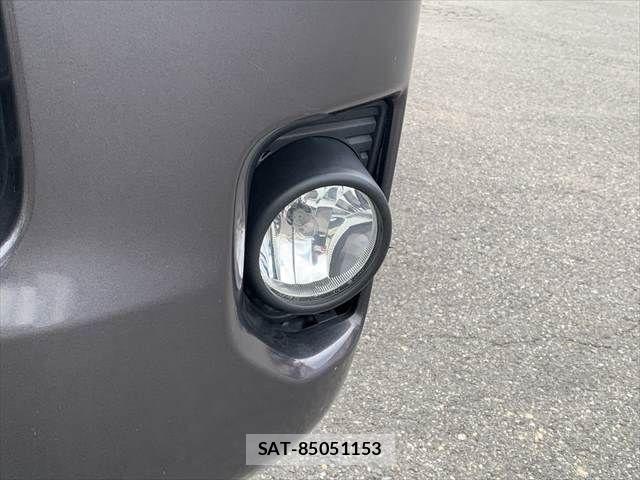 Toyota HIACE VAN 2018-09 8686808-24
