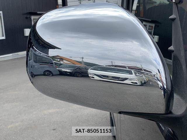Toyota HIACE VAN 2018-09 8686808-25