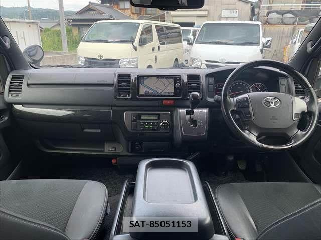 Toyota HIACE VAN 2018-09 8686808-2