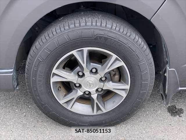 Toyota HIACE VAN 2018-09 8686808-29