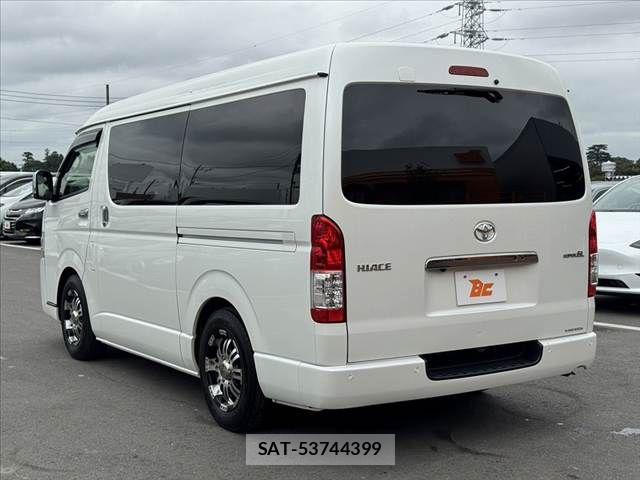 Toyota HIACE VAN 2021-06 8746416-12