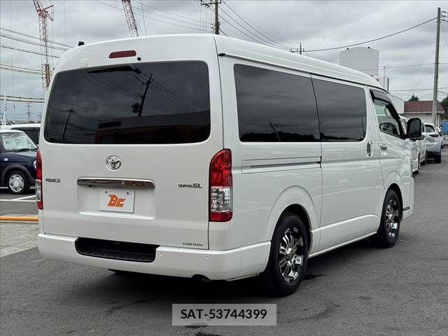 Toyota HIACE VAN 2021-06 8746416-14