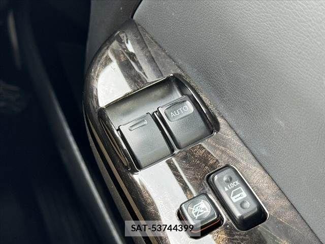Toyota HIACE VAN 2021-06 8746416-25