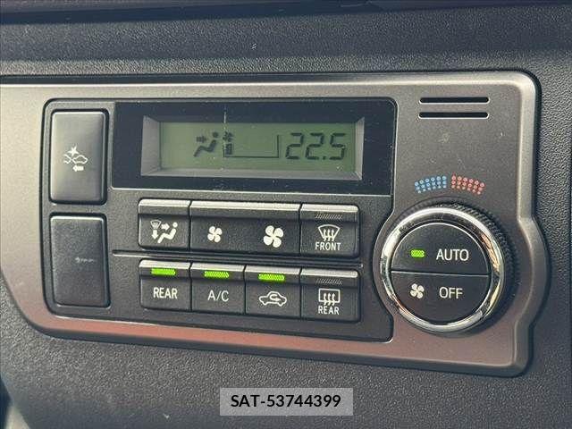 Toyota HIACE VAN 2021-06 8746416-3