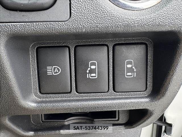 Toyota HIACE VAN 2021-06 8746416-5