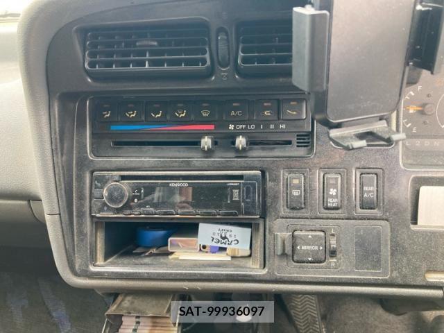 Toyota HIACE VAN 2003-03 8746430-11