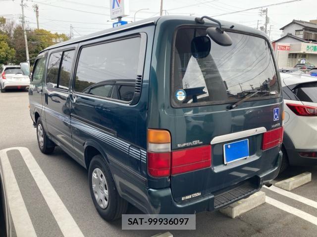Toyota HIACE VAN 2003-03 8746430-2