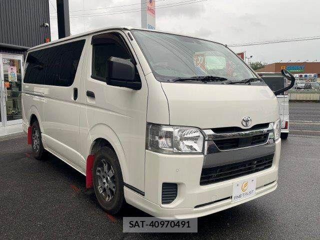 Toyota HIACE VAN 2021-09 8746427-19