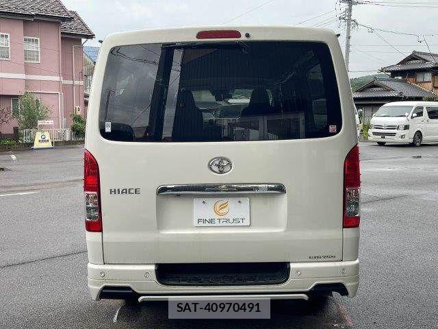 Toyota HIACE VAN 2021-09 8746427-21