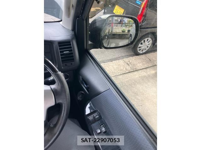 Toyota HIACE VAN 2014-09 8746428-18