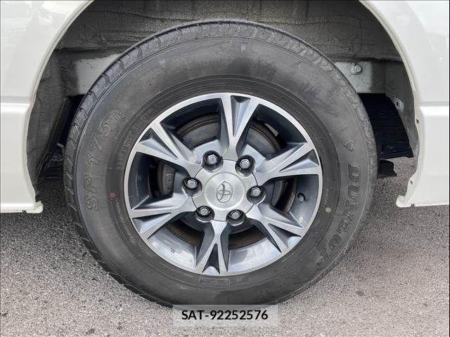 Toyota HIACE VAN 2021-03 8746414-20