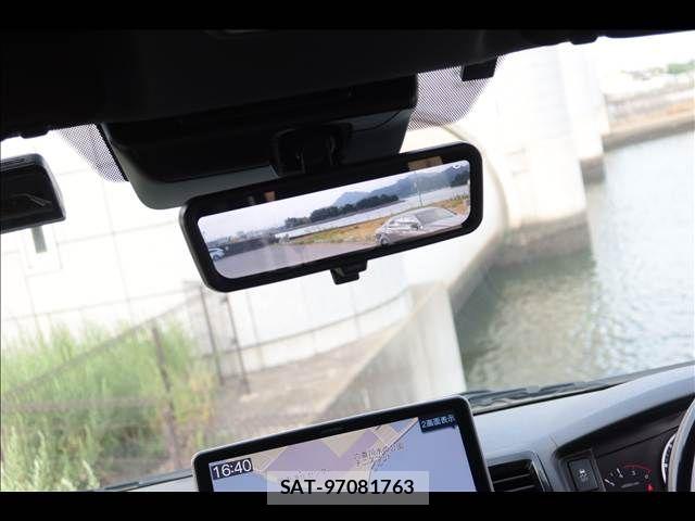 Toyota HIACE VAN 2025-10 8746400-9