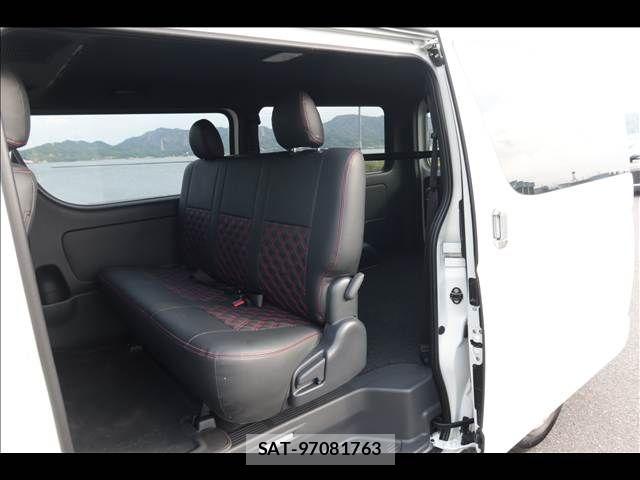 Toyota HIACE VAN 2025-10 8746400-16