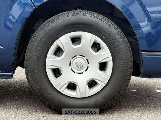 Toyota HIACE VAN 2021-07 8746426-27