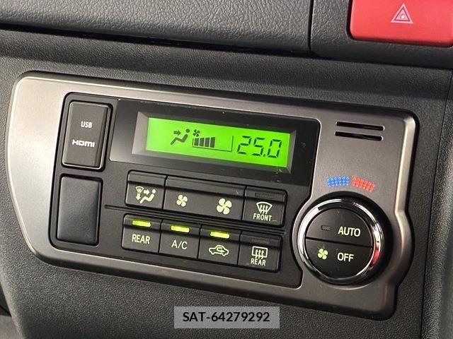 Toyota HIACE VAN 2025-12 8746397-18