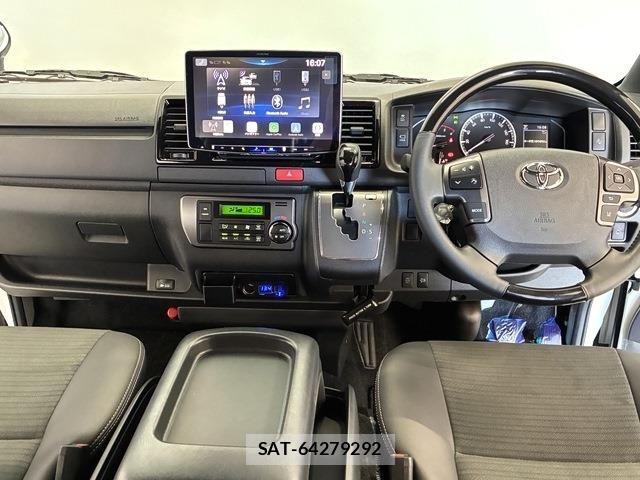 Toyota HIACE VAN 2025-12 8746397-19