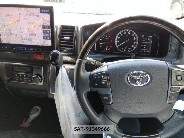 Toyota HIACE VAN 2024-05 8746399-1