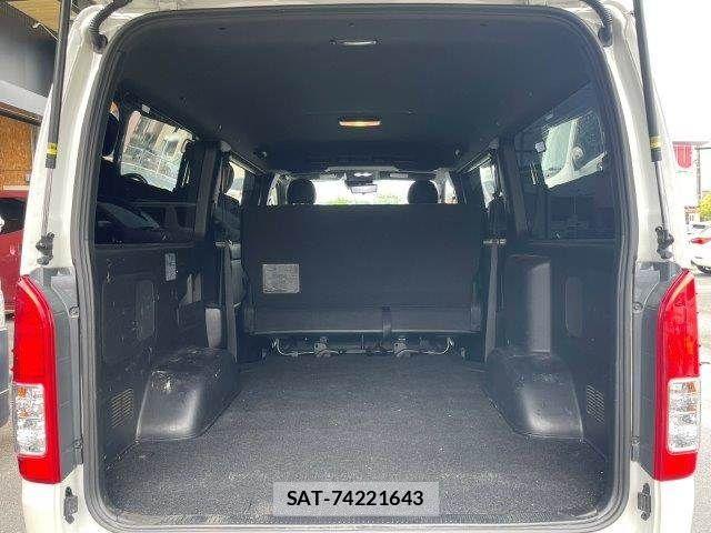 Toyota HIACE VAN 2024-06 8746411-10