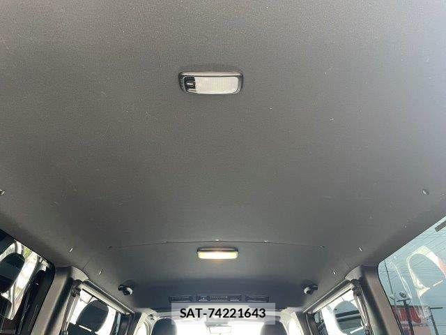Toyota HIACE VAN 2024-06 8746411-12