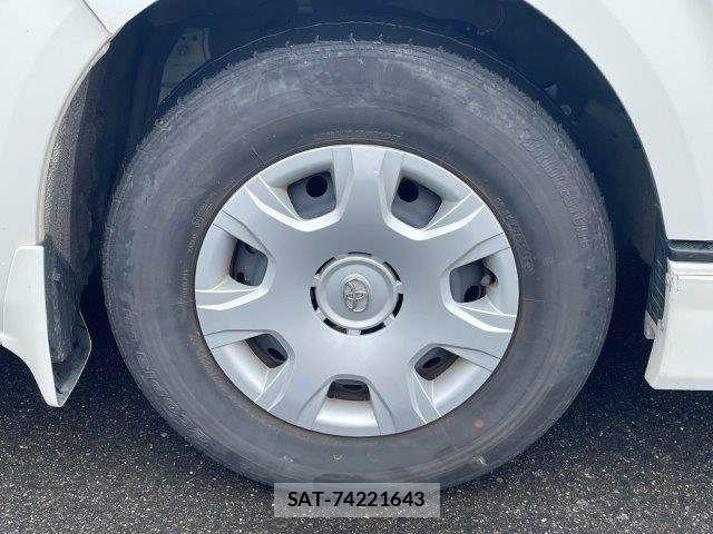 Toyota HIACE VAN 2024-06 8746411-29