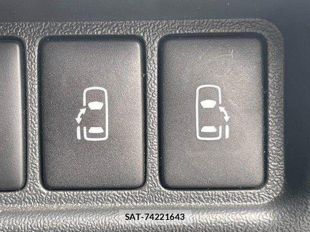Toyota HIACE VAN 2024-06 8746411-5