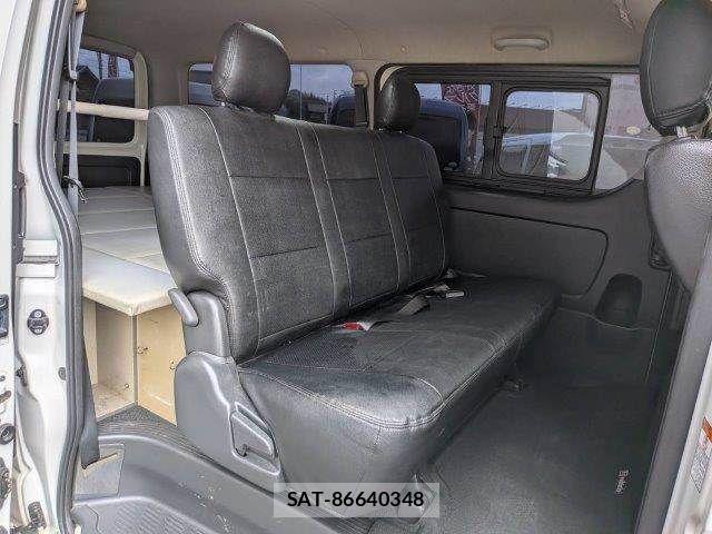 Toyota HIACE VAN 2020-12 8746423-9