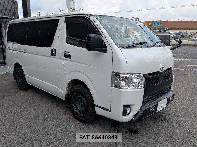 Toyota HIACE VAN 2020-12 8746423-16