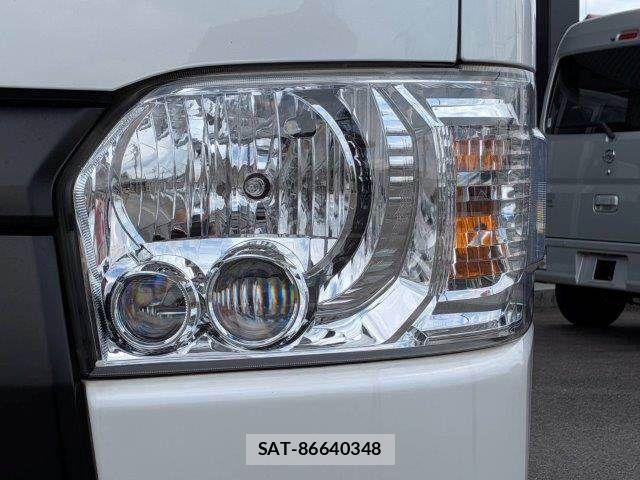 Toyota HIACE VAN 2020-12 8746423-22